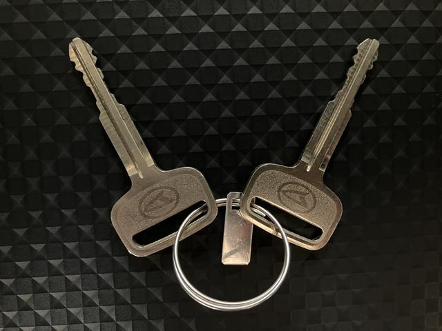 ハイゼットトラック スタンダード サポカーSワイド適合 認定中古車 R6/10登録・走行0.3万km・CVT・衝突回避軽減ブレーキ・誤発進抑制機能・AM/FMラジオ・オートライト・オートハイビーム・前後コーナーセンサー・車線逸脱警報機能・マニュアルエアコン(30枚目)