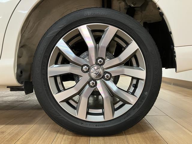 トール カスタムＧ　ターボ　ＳＡＩＩＩ　サポカーＳワイド適合　Ｈ３１年式・走行０．８万ｋｍ・ターボエンジン・純正９インチメモリーナビ・全方位カメラ・ドライブレコーダー・クルーズコントロール・ＥＴＣ車載器・衝突回避軽減ブレーキ・両側電動スライドドア・シートヒーター（19枚目）