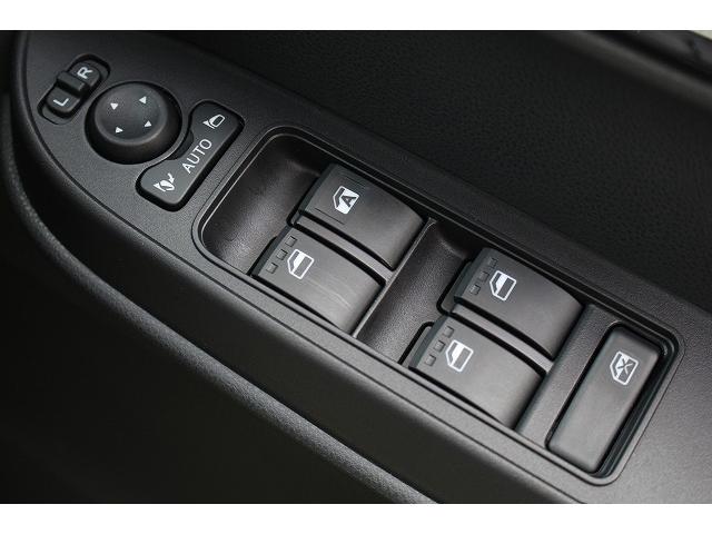 タント カスタムＸ　軽自動車　届出済未使用車　衝突被害軽減ブレーキ　ＬＥＤヘッドライト　アルミホイール　シートヒーター　バックカメラ　両側電動スライドドア　アイドリングストップ　エアバッグ　ＡＢＳ　スマートキー（41枚目）