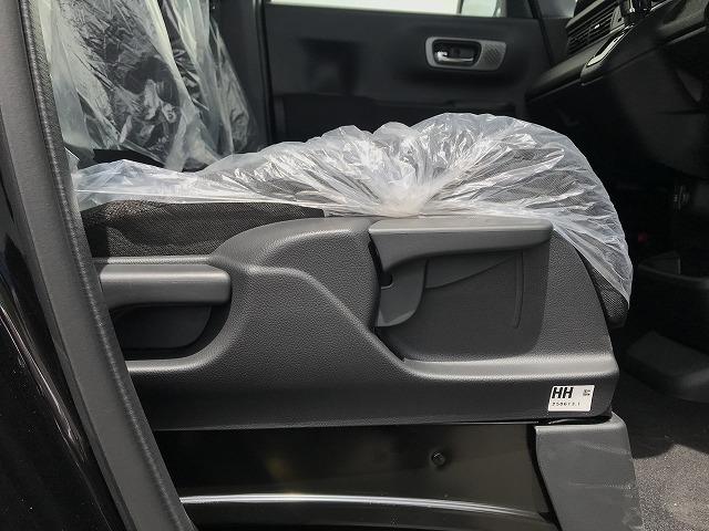 Ｎ－ＢＯＸ ベースグレード　軽自動車　届出済未使用車　衝突被害軽減ブレーキ　スマートキー　アイドリングストップ　エアコン　エアバッグ　パワステ　パワーウィンドウ　電動スライドドア　ＡＢＳ（30枚目）