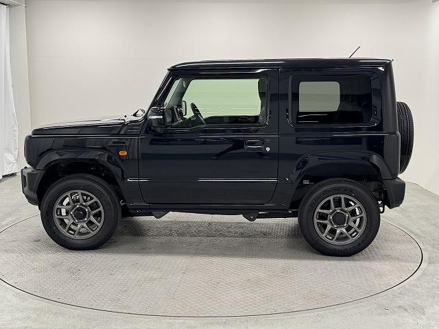 ジムニー ＸＣ　軽自動車　届出済未使用車　衝突被害軽減ブレーキ　コーナーセンサー　エアコン　エアバッグ　パワステ　パワーウィンドウ　スマートキー　アイドリングストップ　ＡＢＳ（12枚目）