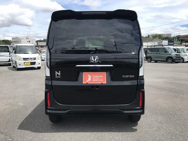 Ｎ－ＢＯＸカスタム ベースグレード　軽自動車　届出済未使用車　衝突被害軽減ブレーキ　アイドリングストップ　ＡＢＳ　スマートキー　パワステ　パワーウィンドウ　エアコン　エアバッグ　片側電動スライドドア（9枚目）