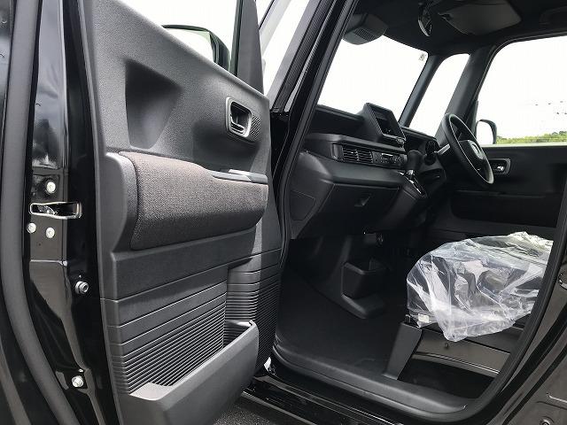 Ｎ－ＢＯＸカスタム ベースグレード　軽自動車　届出済未使用車　衝突被害軽減ブレーキ　アイドリングストップ　ＡＢＳ　スマートキー　パワステ　パワーウィンドウ　エアコン　エアバッグ　片側電動スライドドア（53枚目）