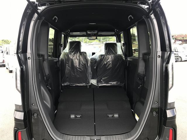 Ｎ－ＢＯＸカスタム ベースグレード　軽自動車　届出済未使用車　衝突被害軽減ブレーキ　アイドリングストップ　ＡＢＳ　スマートキー　パワステ　パワーウィンドウ　エアコン　エアバッグ　片側電動スライドドア（75枚目）