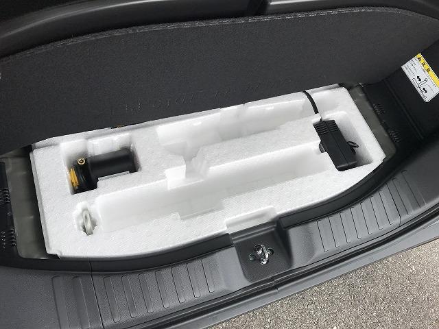 Ｎ－ＢＯＸカスタム ベースグレード　軽自動車　届出済未使用車　衝突被害軽減ブレーキ　アイドリングストップ　ＡＢＳ　スマートキー　パワステ　パワーウィンドウ　エアコン　エアバッグ　片側電動スライドドア（79枚目）