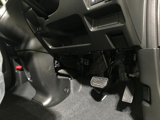 スペーシアカスタム ハイブリッドＸＳ　軽自動車　届出済未使用車　衝突被害軽減ブレーキ　アダプティブクルーズコントロール　アイドリングストップシステム　アルミホイール　スマートキー　シートヒーター　両側電動スライドドア　フルフラットシート（30枚目）
