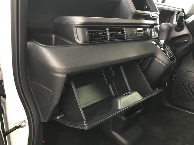 Ｎ－ＢＯＸカスタム ベースグレード　軽自動車　届出済未使用車　衝突被害軽減ブレーキ　アダプティブクルーズコントロール　アイドリングストップシステム　アルミホイール　両側スライド片側電動ドア　シートヒーター　スマートキー　ベンチシート（56枚目）
