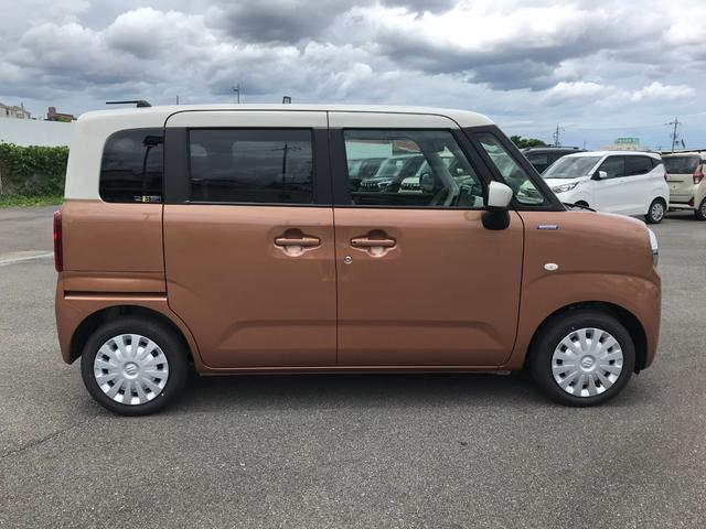 ワゴンＲスマイル ハイブリッドＳ　軽自動車　届出済未使用車　衝突被害軽減ブレーキ　アダプティブクルーズコントロール　アイドリングストップシステム　両側スライド片側電動ドア　シートヒーター　スマートキー　フルフラットシート　エアコン（8枚目）