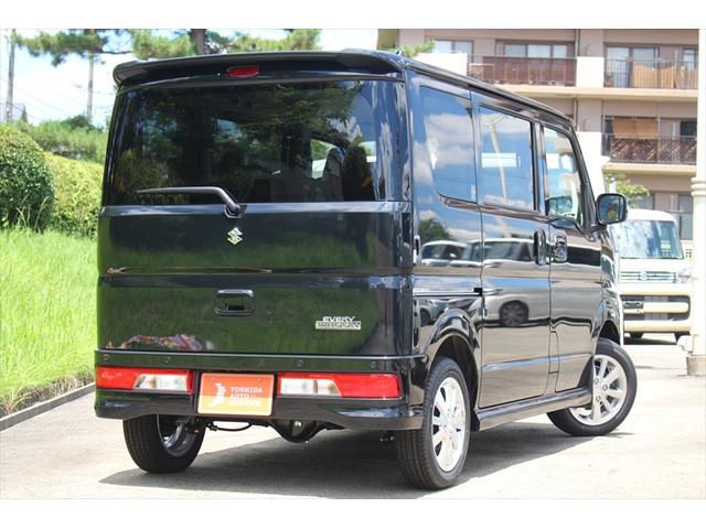 【軽の森 富田林店】は、「マッハ車検」取扱い店舗で、最短45分の車検が可能!また、業界初の「マッハタッチ」で、お車の状態・状況がその場で分かります!詳しくはスタッフまでお問い合わせください!