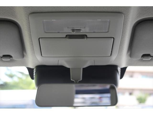 数ある中から【軽の森 富田林店】の車両をご覧頂きまして誠にありがとうございます!良質車のみを厳選して仕入れしておりますので品質には自信があります!安心して当店のお車をご検討下さいませ。