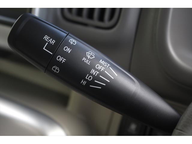 数ある中から【軽の森 富田林店】の車両をご覧頂きまして誠にありがとうございます!良質車のみを厳選して仕入れしておりますので品質には自信があります!安心して当店のお車をご検討下さいませ。