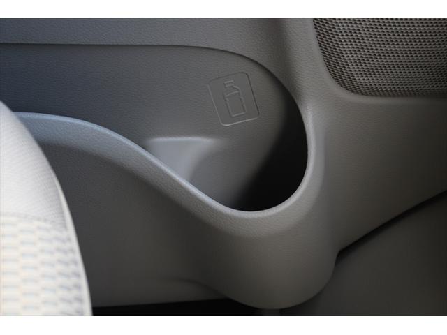 数ある中から【軽の森 富田林店】の車両をご覧頂きまして誠にありがとうございます!良質車のみを厳選して仕入れしておりますので品質には自信があります!安心して当店のお車をご検討下さいませ。