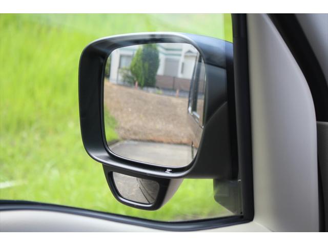 数ある中から【軽の森 富田林店】の車両をご覧頂きまして誠にありがとうございます!良質車のみを厳選して仕入れしておりますので品質には自信があります!安心して当店のお車をご検討下さいませ。