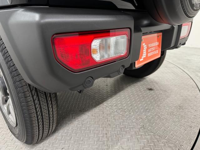 ジムニー ＸＣ　軽自動車　届出済未使用車　衝突被害軽減ブレーキ　アダプティブクルーズコントロール　アルミホイール　スマートキー　シートヒーター　アイドリングストップ　パワーステアリング　パワーウィンドウ　ＡＢＳ（20枚目）