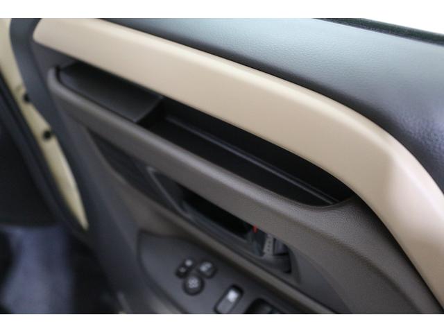 スペーシア ハイブリッドＸ　軽自動車　届出済未使用車　衝突被害軽減ブレーキ　アイドリングストップシステム　スマートキー　オットマン　シートヒーター　フルフラットシート　ベンチシート　運転席エアバック　エアコン　パワーステアリング（44枚目）