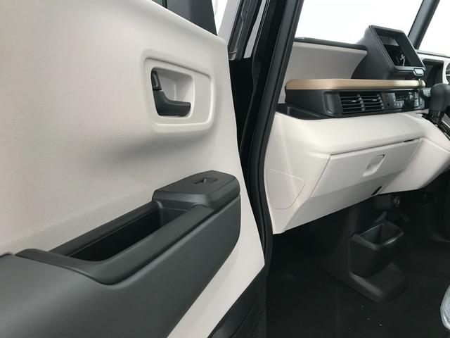 Ｎ－ＢＯＸ ベースグレード　軽自動車　届出済未使用車　衝突被害軽減ブレーキ　アダプティブクルーズコントロール　アイドリングストップ　両側スライド片側電動ドア　シートヒーター　バックカメラ　フルフラットシート　スマートキー　ＡＢＳ（52枚目）