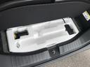 ベースグレード　軽自動車　届出済未使用車　衝突被害軽減ブレーキ　アイドリングストップ　ＡＢＳ　スマートキー　パワステ　パワーウィンドウ　エアコン　エアバッグ　片側電動スライドドア（79枚目）