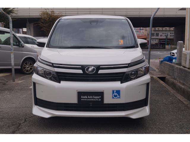ヴォクシー Ｘ　２．０Ｘウェルキャブ　スロープＩ車いす２脚　福祉タクシー仕様　５人乗　両側パワースライドドア（5枚目）