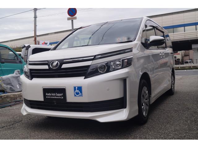 ヴォクシー Ｘ　２．０Ｘウェルキャブ　スロープＩ車いす２脚　福祉タクシー仕様　５人乗　両側パワースライドドア（6枚目）