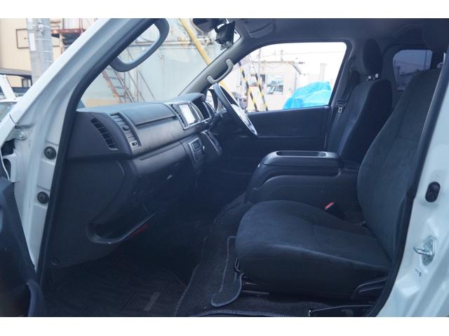 ハイエースバン （12枚目）