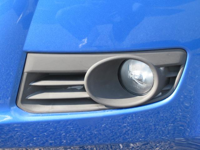 全車ご納車前には、近畿運輸局認証の自社整備工場にて国家整備士による法定点検・整備を行います。安心してお乗りいただけるお車をお届けしております。もちろんご購入後の整備や車検もお任せください！