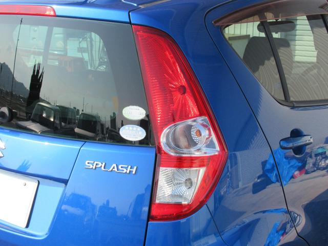 全車ご納車前には、近畿運輸局認証の自社整備工場にて国家整備士による法定点検・整備を行います。安心してお乗りいただけるお車をお届けしております。もちろんご購入後の整備や車検もお任せください！