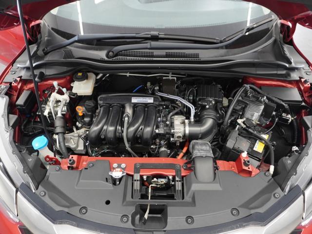 ヴェゼル ハイブリッドＸ・ホンダセンシング　平成３０年式　車検整備付　走行３１，０８５Ｋｍ　タイプ（ハイブリッドＸ）　ボディカラー（プレミアムクリスタルレッドＭ）純正Ｇａｔｈｅｒｓ７インチナビ（ＶＸＭ－１８４Ｃｉ）（19枚目）
