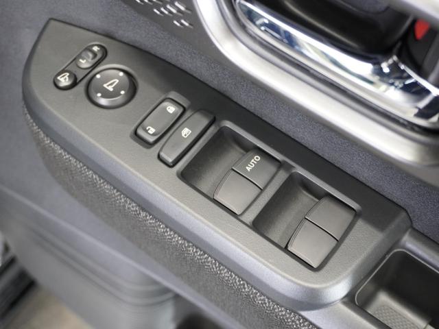 Ｎ－ＢＯＸカスタム ベースグレード　令和７年式　車検令和１０年１月　走行３，６０３Ｋｍ　タイプ（カスタム）　ボディカラー（クリスタルブラックパール）純正Ｇａｔｈｅｒｓ９インチナビ（ＬＸＵ－２４２ＮＢｉ）（29枚目）