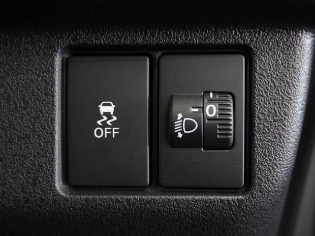 Ｎ－ＢＯＸカスタム ベースグレード　令和７年式　車検令和１０年１月　走行３，６０３Ｋｍ　タイプ（カスタム）　ボディカラー（クリスタルブラックパール）純正Ｇａｔｈｅｒｓ９インチナビ（ＬＸＵ－２４２ＮＢｉ）（33枚目）