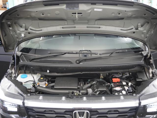 Ｎ－ＢＯＸカスタム ベースグレード　令和７年式　車検令和１０年１月　走行３，６０３Ｋｍ　タイプ（カスタム）　ボディカラー（クリスタルブラックパール）純正Ｇａｔｈｅｒｓ９インチナビ（ＬＸＵ－２４２ＮＢｉ）（46枚目）