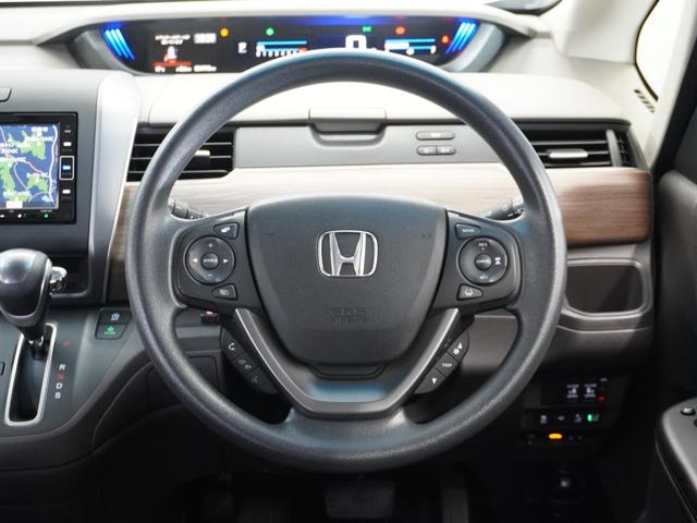 フリード+ G・ホンダセンシング 令和3年式 車検整備付 走行24,993Km タイプ(G・ホンダセンシング) ボディカラー(ルナシルバーメタリック)純正Gathers7インチナビ(VXM-214VFi)(10枚目)