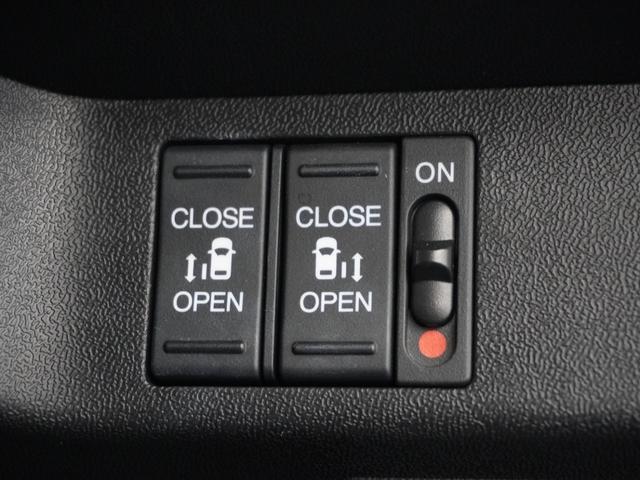 ステップワゴンスパーダ スパーダホンダセンシング　令和３年式　車検整備付　走行３５，５６３Ｋｍ　タイプ（スパーダホンダセンシング）　ボディカラー（プラチナホワイトパール）純正Ｇａｔｈｅｒｓ１０インチナビ（ＶＸＵ－２１７ＳＷｉ）（6枚目）