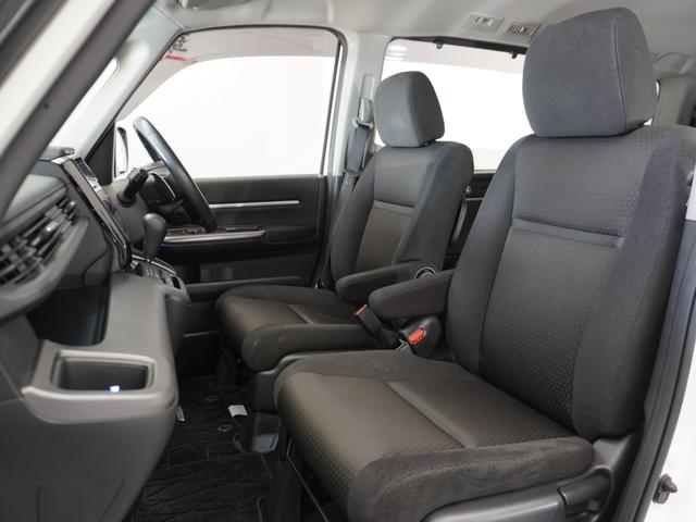 ステップワゴンスパーダ スパーダホンダセンシング　令和３年式　車検整備付　走行３５，５６３Ｋｍ　タイプ（スパーダホンダセンシング）　ボディカラー（プラチナホワイトパール）純正Ｇａｔｈｅｒｓ１０インチナビ（ＶＸＵ－２１７ＳＷｉ）（20枚目）