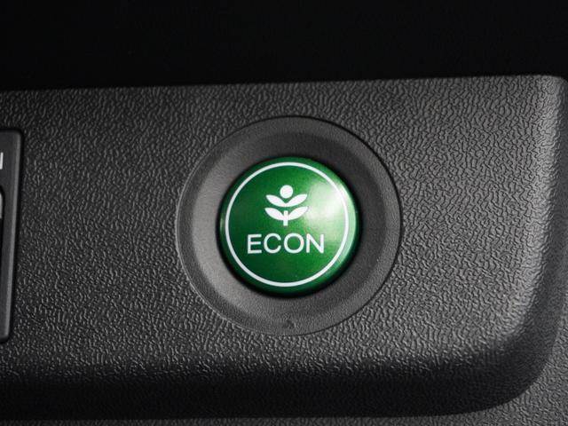 ステップワゴンスパーダ スパーダホンダセンシング　令和３年式　車検整備付　走行３５，５６３Ｋｍ　タイプ（スパーダホンダセンシング）　ボディカラー（プラチナホワイトパール）純正Ｇａｔｈｅｒｓ１０インチナビ（ＶＸＵ－２１７ＳＷｉ）（29枚目）