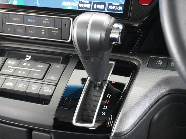 ステップワゴンスパーダ スパーダホンダセンシング　令和３年式　車検整備付　走行３５，５６３Ｋｍ　タイプ（スパーダホンダセンシング）　ボディカラー（プラチナホワイトパール）純正Ｇａｔｈｅｒｓ１０インチナビ（ＶＸＵ－２１７ＳＷｉ）（40枚目）