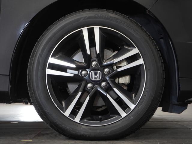 オデッセイハイブリッド ハイブリッドアブソルート・ホンダセンシング 平成28年式 車検令和9年6月 走行95,933Km タイプ(HVアブソルートホンダセンシング) ボディカラー(クリスタルブラックパール)純正Gathers8インチナビ(VXN-165VFEi)(17枚目)