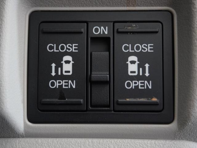 Ｎ－ＢＯＸ ベースグレード　令和７年式　車検令和１０年１月　走行５，１０５Ｋｍ　タイプ（ベースグレード）　ボディカラー（プラチナホワイトパール）純正Ｇａｔｈｅｒｓ９インチナビ（ＬＸＵ－２４２ＮＢｉ）（6枚目）