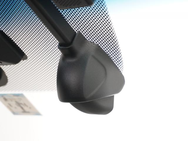 フリード+ハイブリッド ハイブリッドG 令和5年式 車検整備付 走行18,385Km タイプ(HV・G) ボディカラー(スーパープラチナグレーM)純正Gathers7インチナビ(VXM-234VFi)(4枚目)