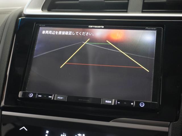 フィットハイブリッド F 平成29年式 車検整備付 走行82,127Km タイプ(ハイブリッドF) ボディカラー(ブリリアントスポーティーブルーM)社外品ナビ(3枚目)