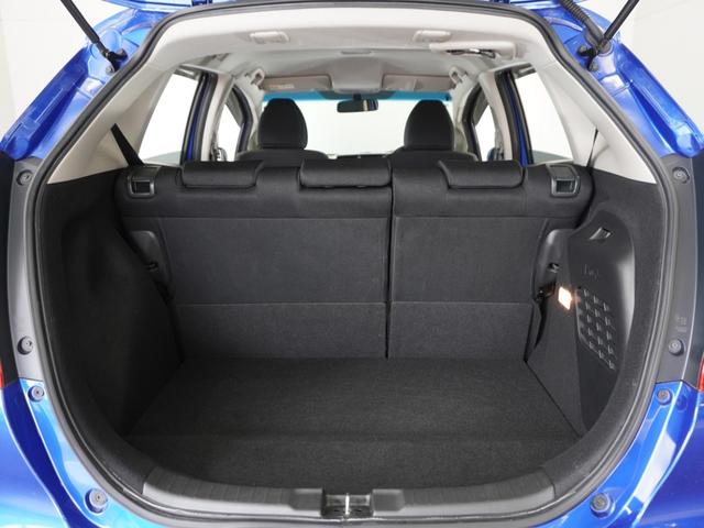 フィットハイブリッド F 平成29年式 車検整備付 走行82,127Km タイプ(ハイブリッドF) ボディカラー(ブリリアントスポーティーブルーM)社外品ナビ(20枚目)