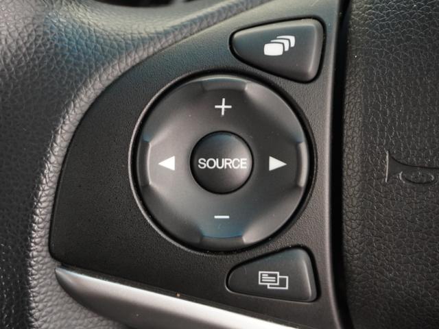 フィットハイブリッド F 平成29年式 車検整備付 走行82,127Km タイプ(ハイブリッドF) ボディカラー(ブリリアントスポーティーブルーM)社外品ナビ(27枚目)