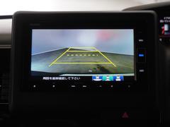 ◆バックカメラ◆リバースにするだけで映ります、後方の安全確認や、狭い駐車場での車庫入れ、雨の日や夜間など視界の悪い時に便利です！安全にバックする為には欠かせない装備です。 3