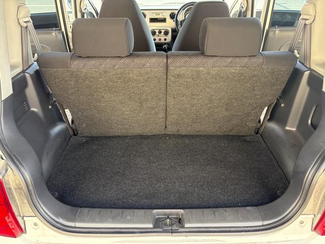 アルトラパン ＳＳ　ターボ　５速ミッションマニュアル　１５インチ外品アルミホイール　ローダウン　記録簿有　ローダウン　キーレス　ＨＩＤ　ＣＤ　　パワーステアリング　パワーウィンドウ（41枚目）