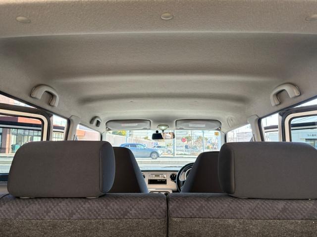 アルトラパン ＳＳ　ターボ　５速ミッションマニュアル　１５インチ外品アルミホイール　ローダウン　記録簿有　ローダウン　キーレス　ＨＩＤ　ＣＤ　　パワーステアリング　パワーウィンドウ（42枚目）