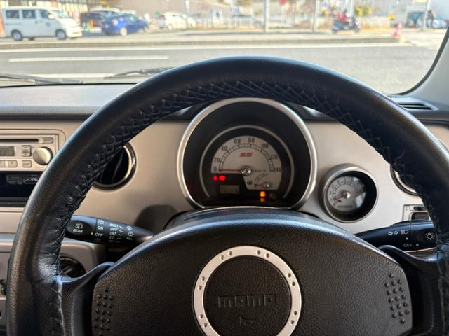 アルトラパン ＳＳ　ターボ　５速ミッションマニュアル　１５インチ外品アルミホイール　ローダウン　記録簿有　ローダウン　キーレス　ＨＩＤ　ＣＤ　　パワーステアリング　パワーウィンドウ（43枚目）