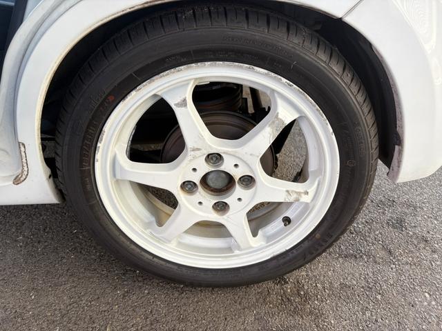 アルトラパン ＳＳ　ターボ　５速ミッションマニュアル　１５インチ外品アルミホイール　ローダウン　記録簿有　ローダウン　キーレス　ＨＩＤ　ＣＤ　　パワーステアリング　パワーウィンドウ（53枚目）