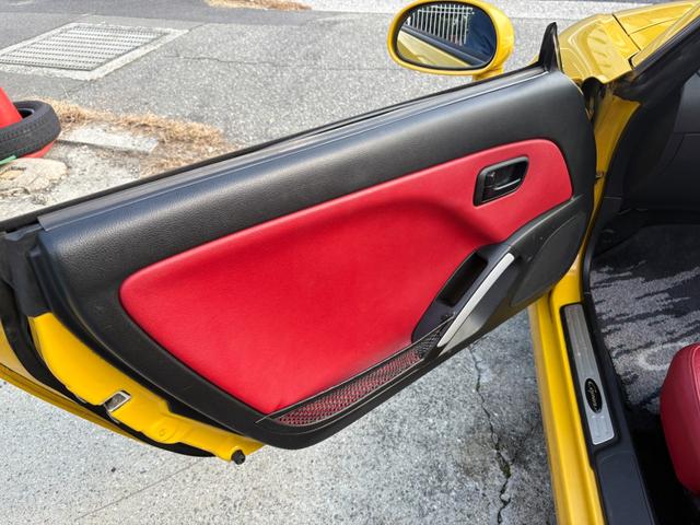 コペン アクティブトップ 電動オープン 4気筒ターボ 赤革シート ナビ アルミホイール(35枚目)