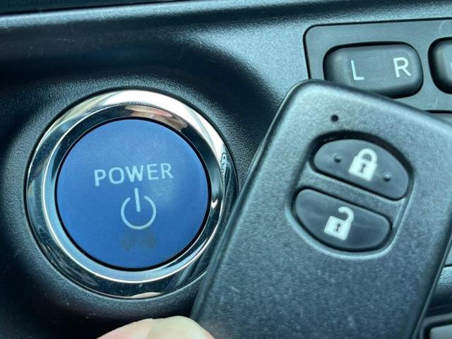 S 社外ナビ/トヨタセーフティセンス/車線逸脱防止支援システム/Bluetooth接続/ETC/ABS/EBD付ABS/横滑り防止装置/アイドリングストップ/バックモニター バックカメラ メモリーナビ(13枚目)