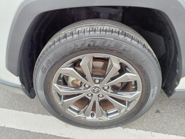 ＲＡＶ４ ４ＷＤ　Ｇ　新品タイヤ／サンルーフ／保証書／ディスプレイオーディオ９インチ／デジタルインナーミラー／衝突安全装置／シートヒーター／パノラミックビューモニター／車線逸脱防止支援システム／シート　合皮　全周囲カメラ（45枚目）