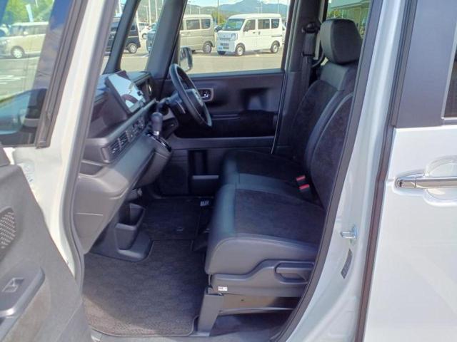 N-BOXカスタム ターボ 保証書/純正 9インチ SDナビ/フリップダウンモニター 純正 12.8インチ/両側電動スライドドア/シートヒーター 前席/車線逸脱防止支援システム/シート ハーフレザー バックカメラ 後席モニター(5枚目)